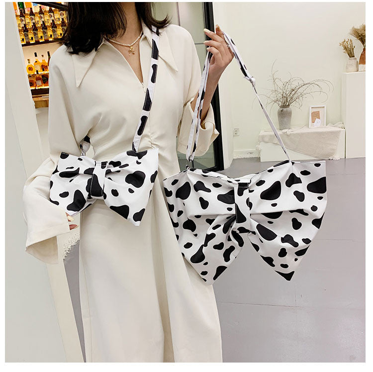 Borsa tracolla fioccone