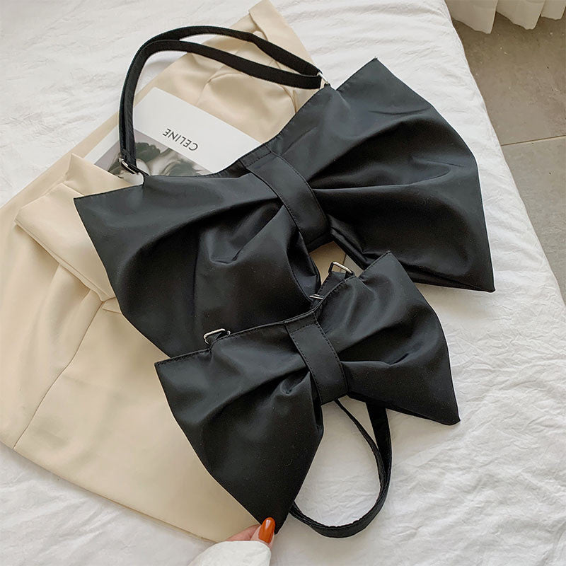 Borsa tracolla fioccone