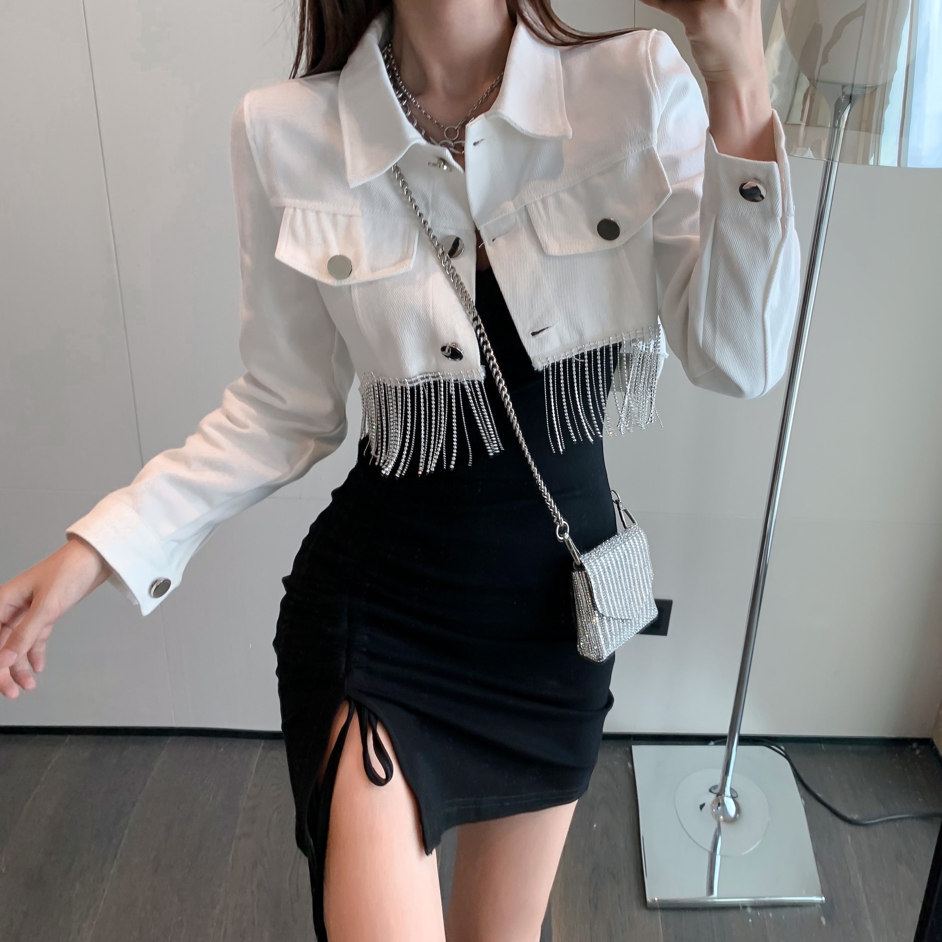 Giubbino corto denim frange e strass