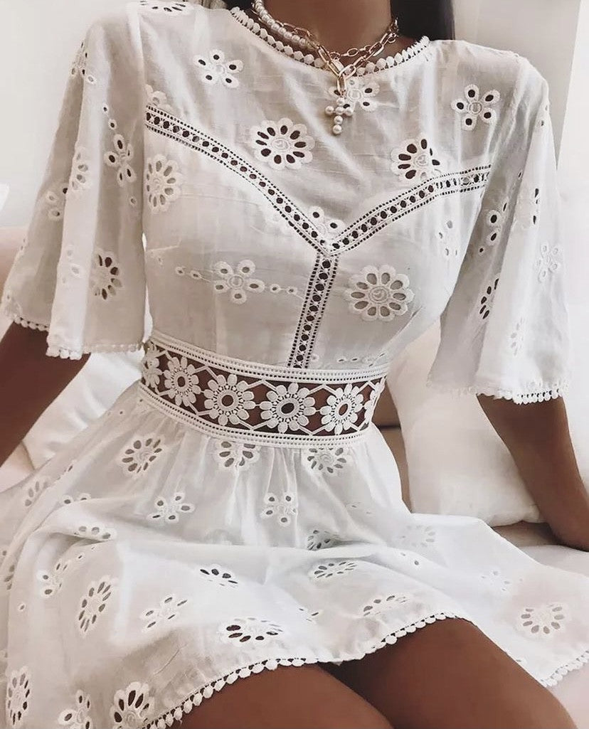 Abito pizzo Sangallo Stegy