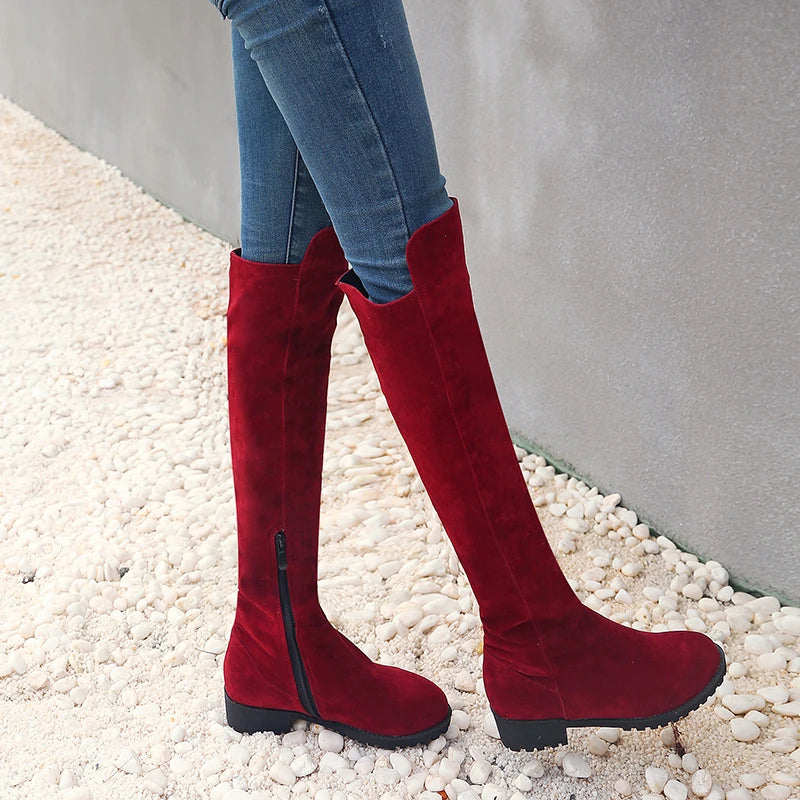 Bota altísima h 53 cm tacón 3,5 cm 
Ante y piel sintética en 3 colores