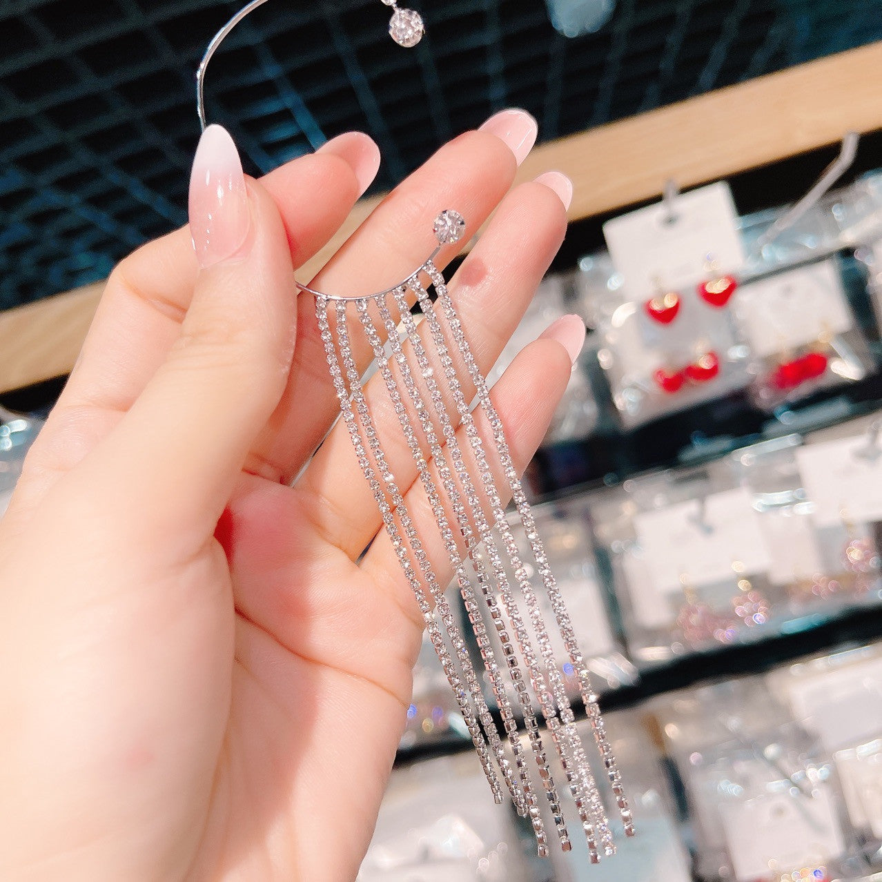 Mono-orecchino cascata strass