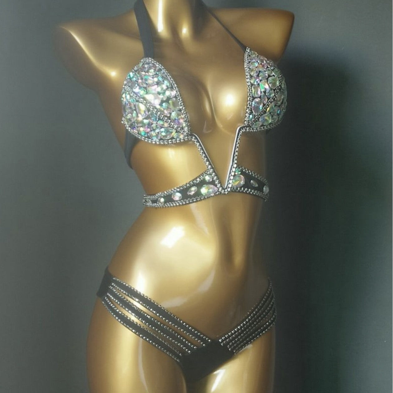 Bikini Crystal Kardsha