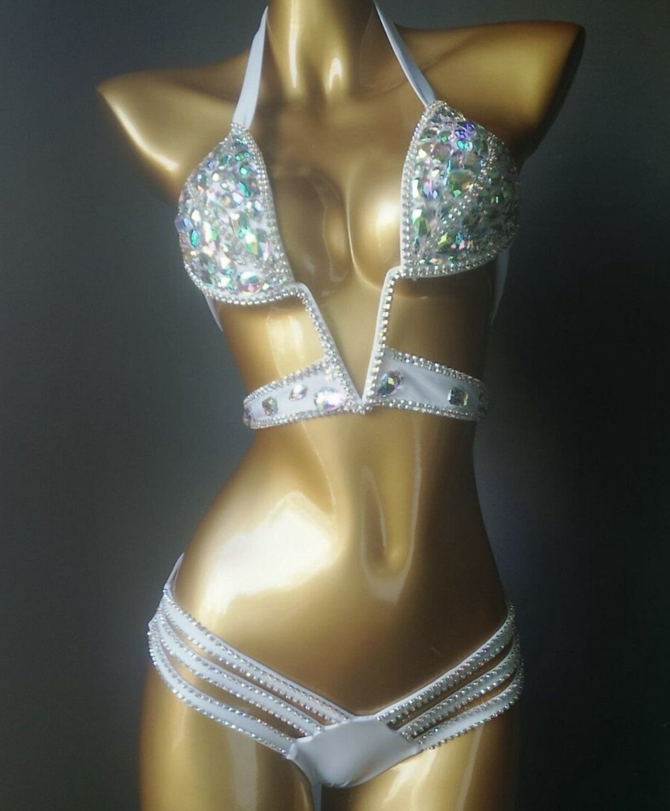 Bikini Crystal Kardsha