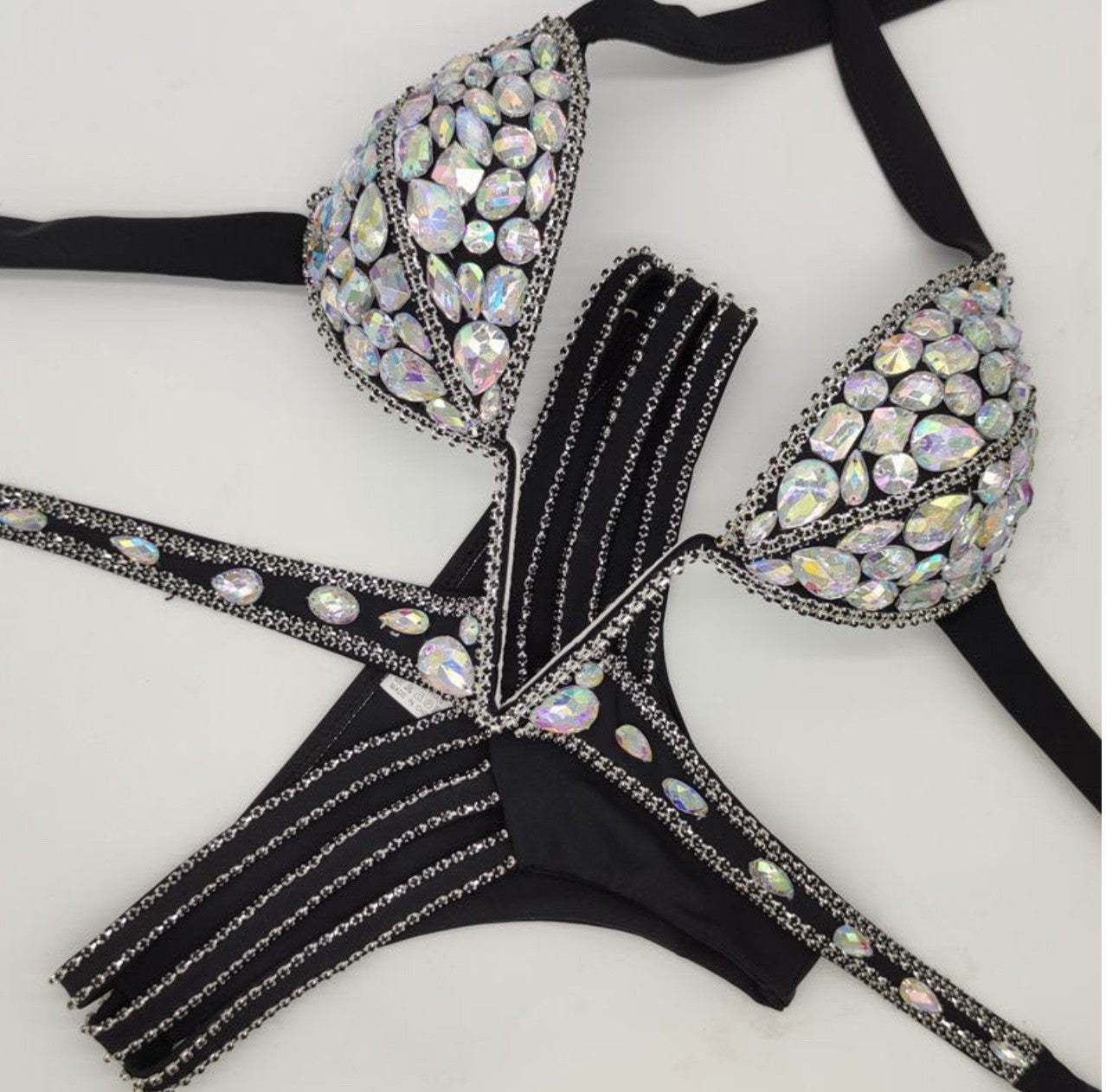 Bikini Crystal Kardsha