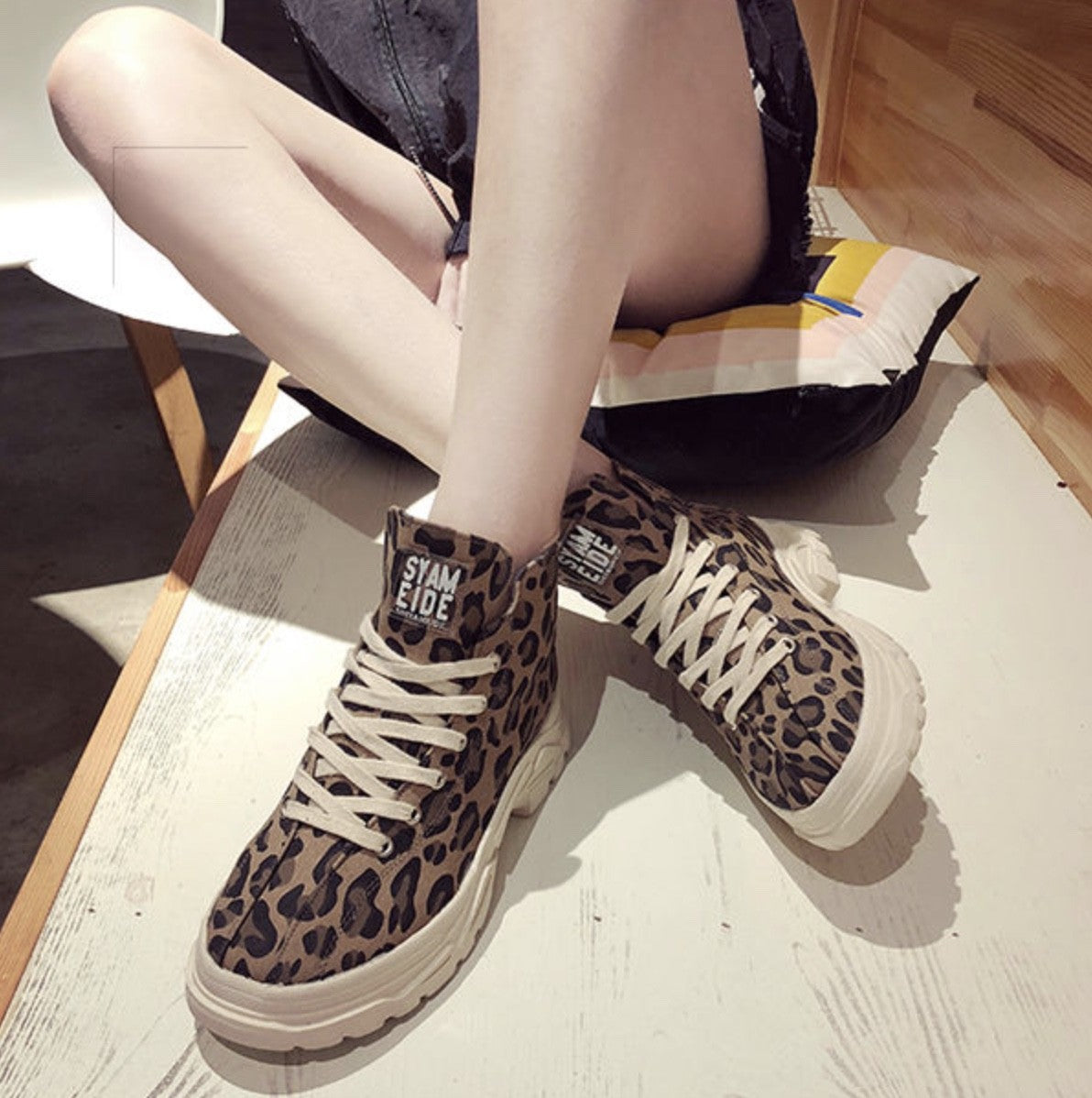 Sneackers alta animal Syam