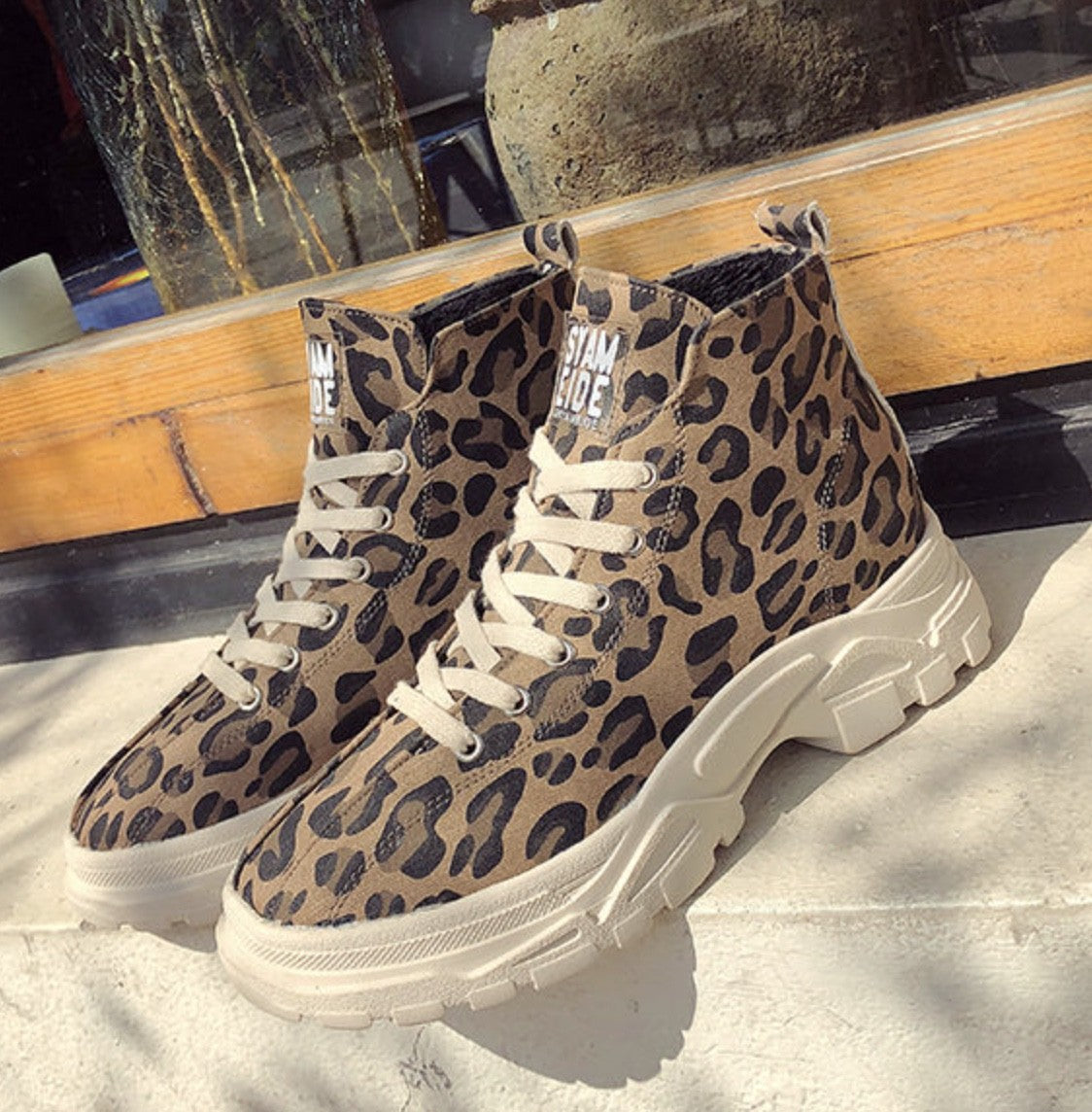 Sneackers alta animal Syam