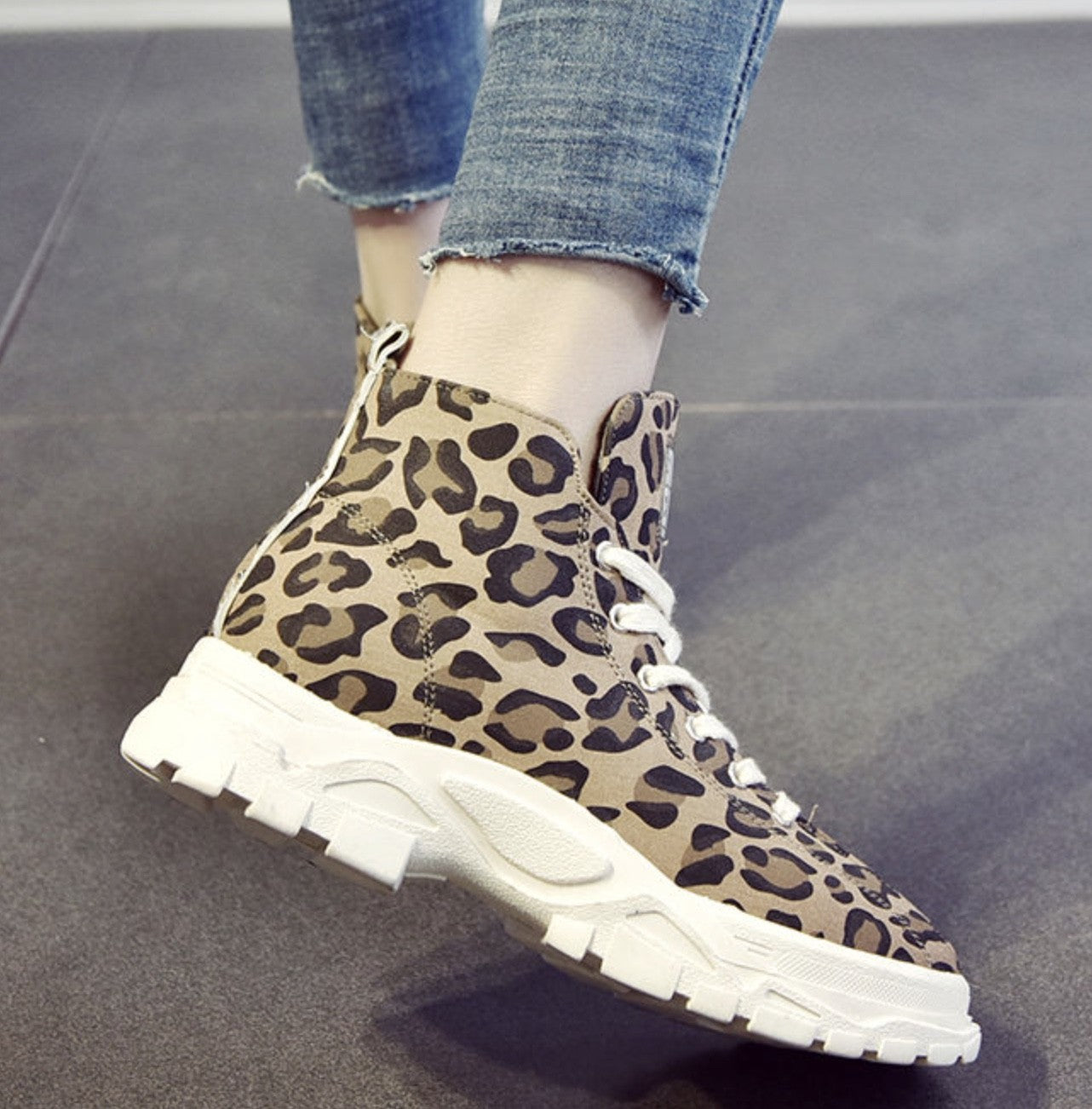 Sneackers alta animal Syam