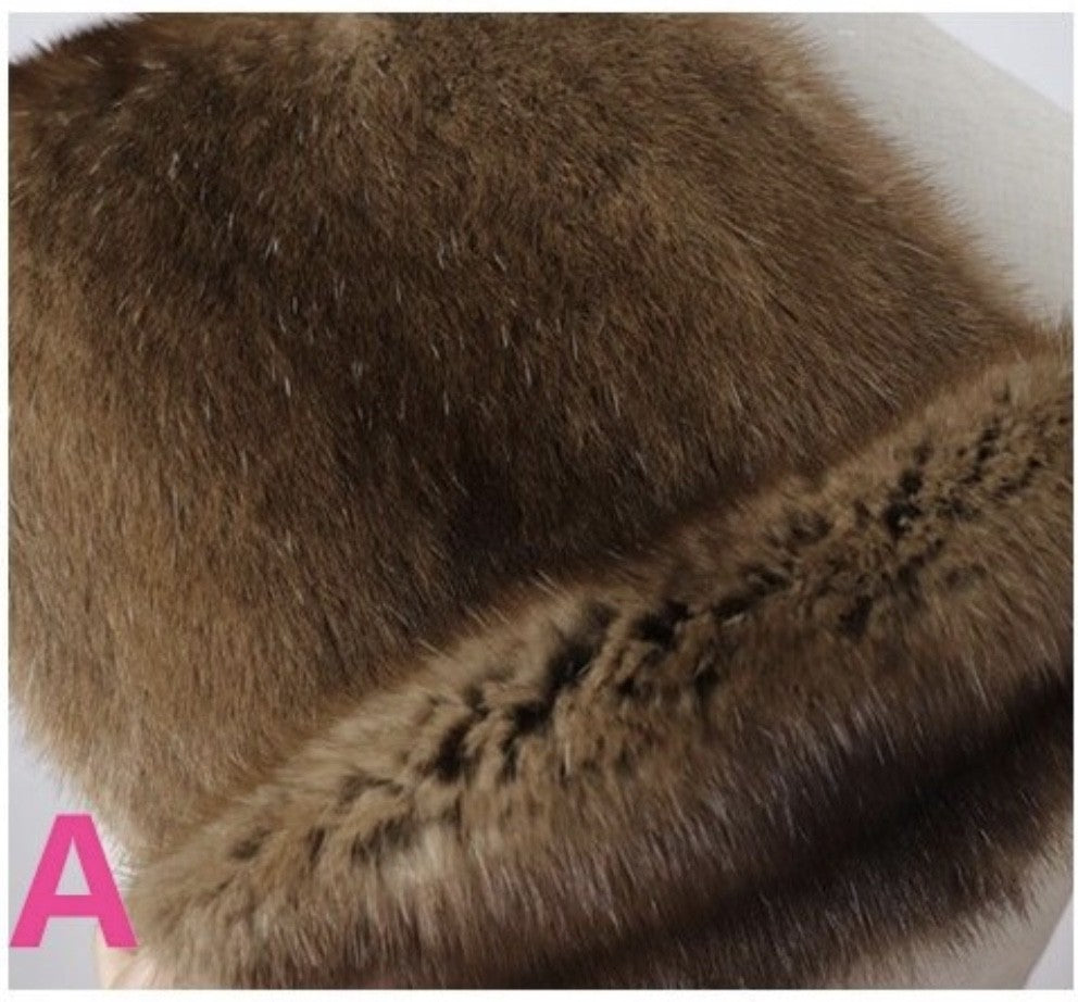 Visone con cappuccio Trecy