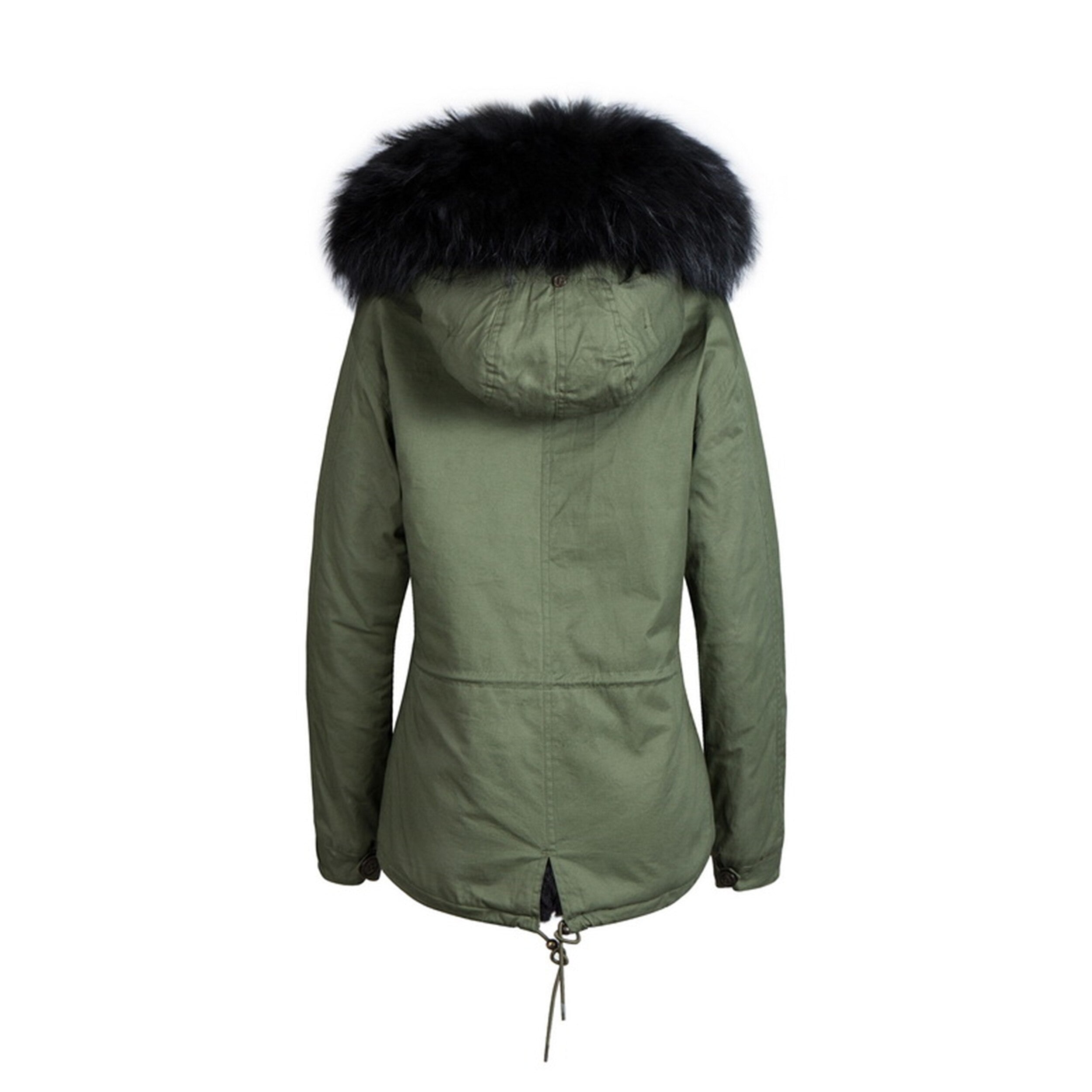 Parka corta negra con capucha