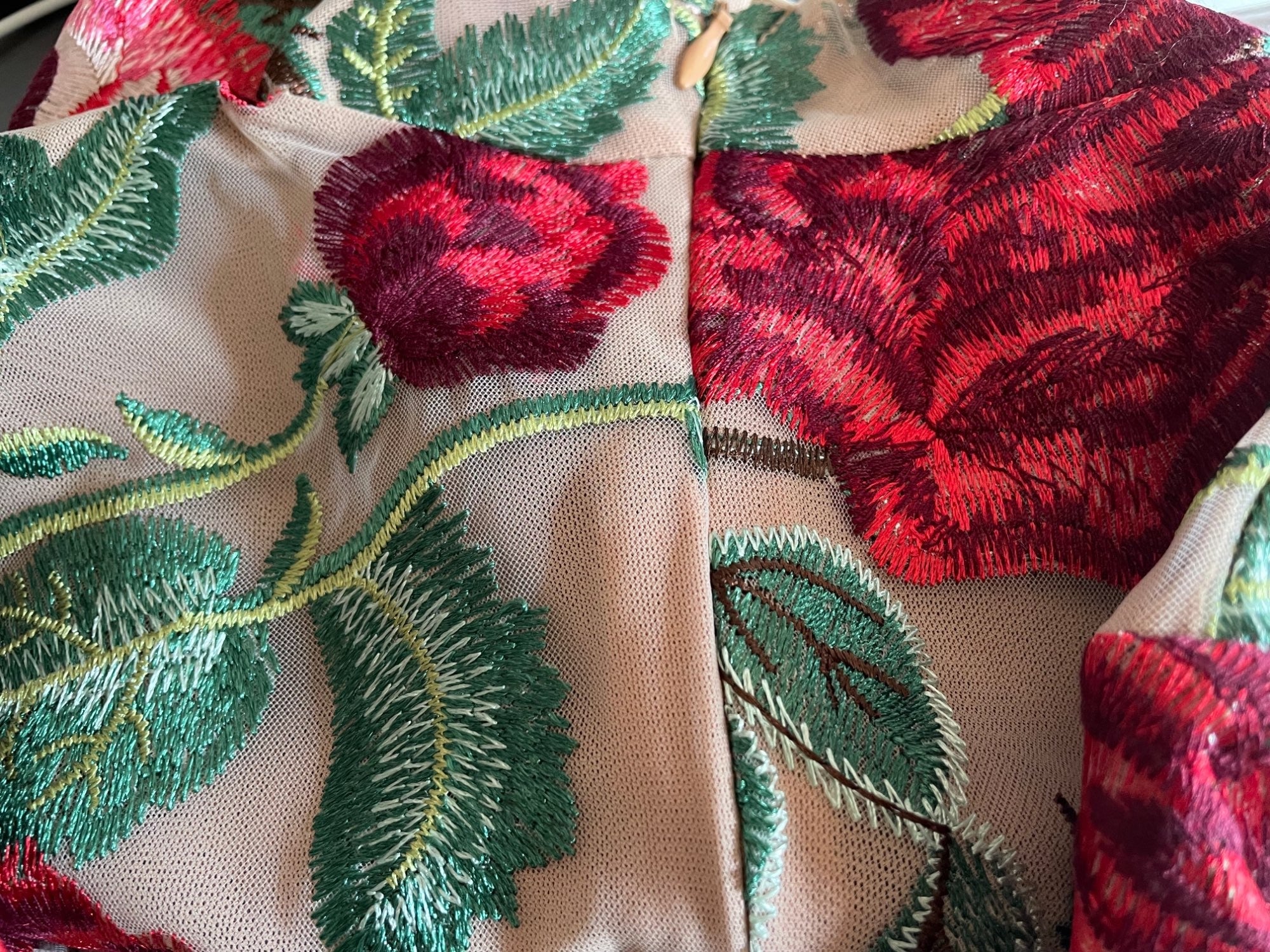 Abito trasparent roses