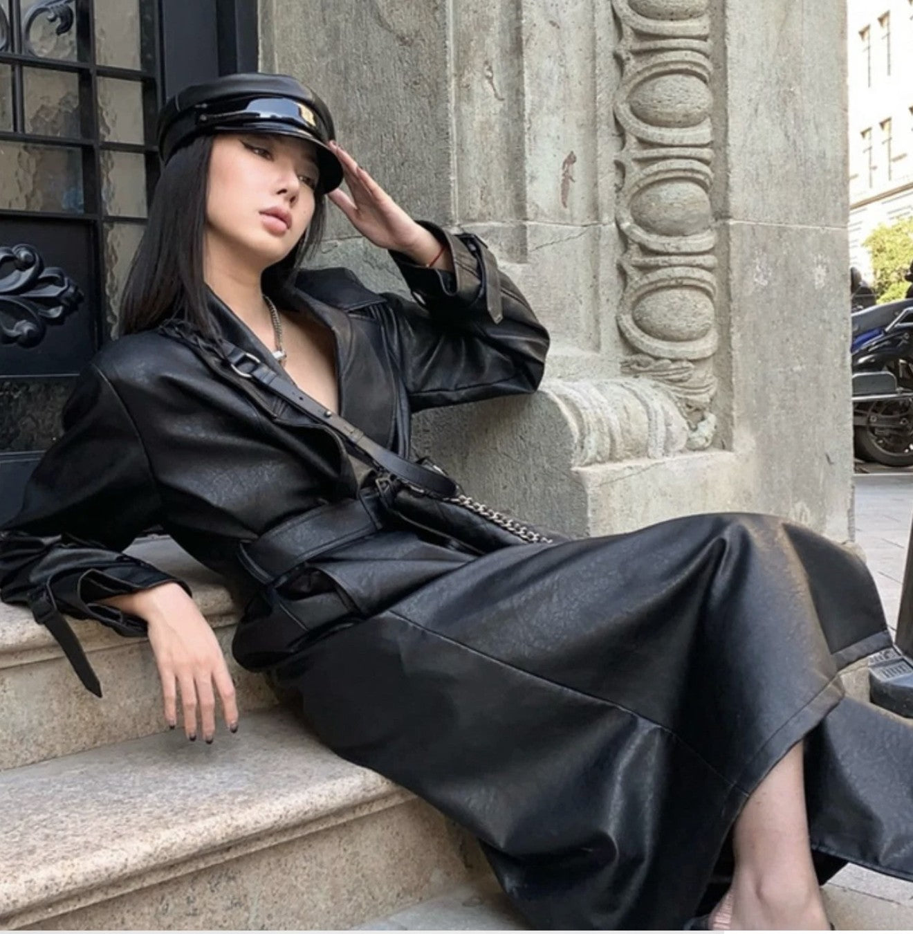 Cappello basco in pelle