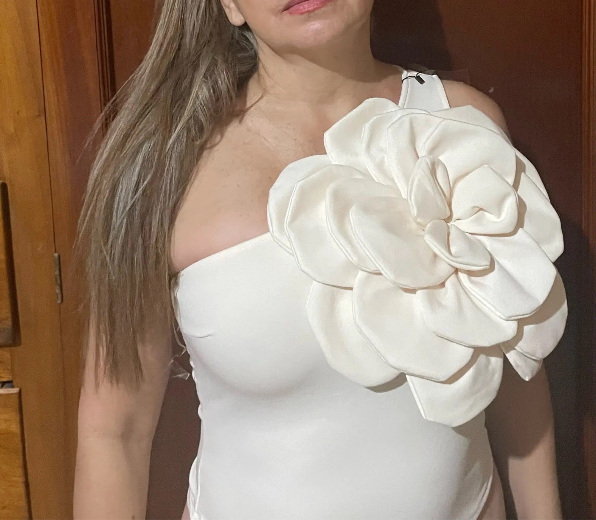 Top super fiore spalla