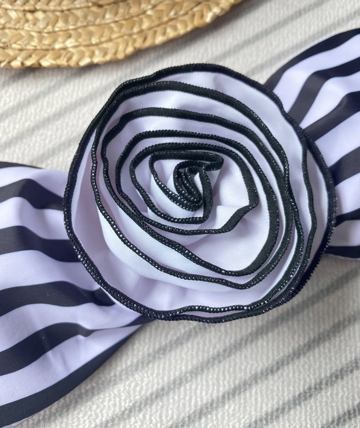 Bikini fiore bicolor fascia