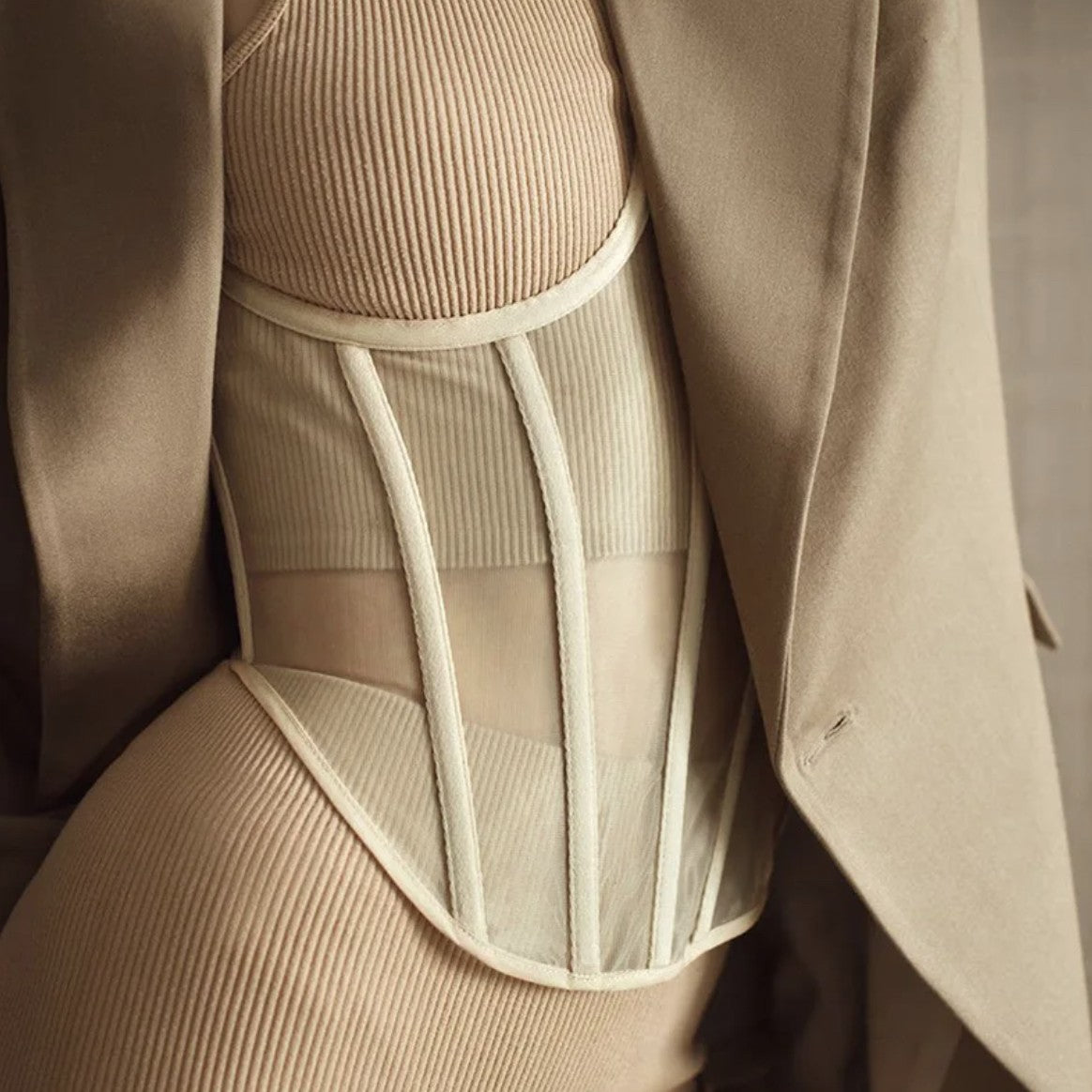 Corsetto trasparent Ofarj