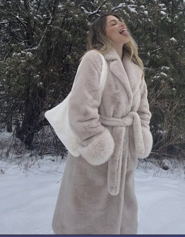 Cappotto peluches lungo