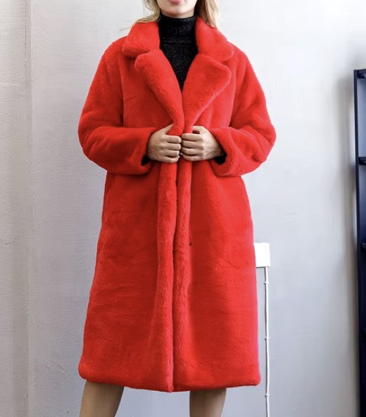 Cappotto peluches lungo