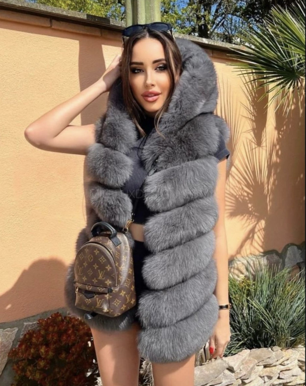 Smanicato ecopelliccia Taimand