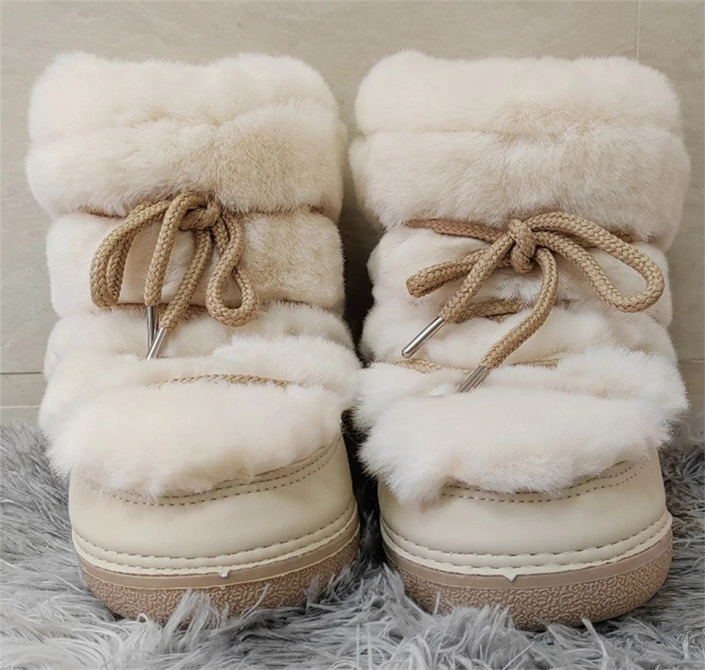 Moon boots pelosi Kortin