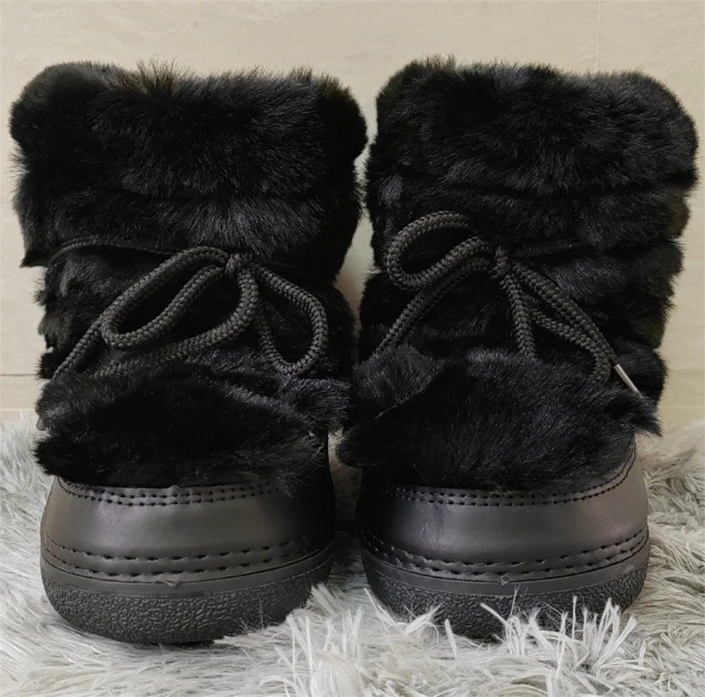 Moon boots pelosi Kortin