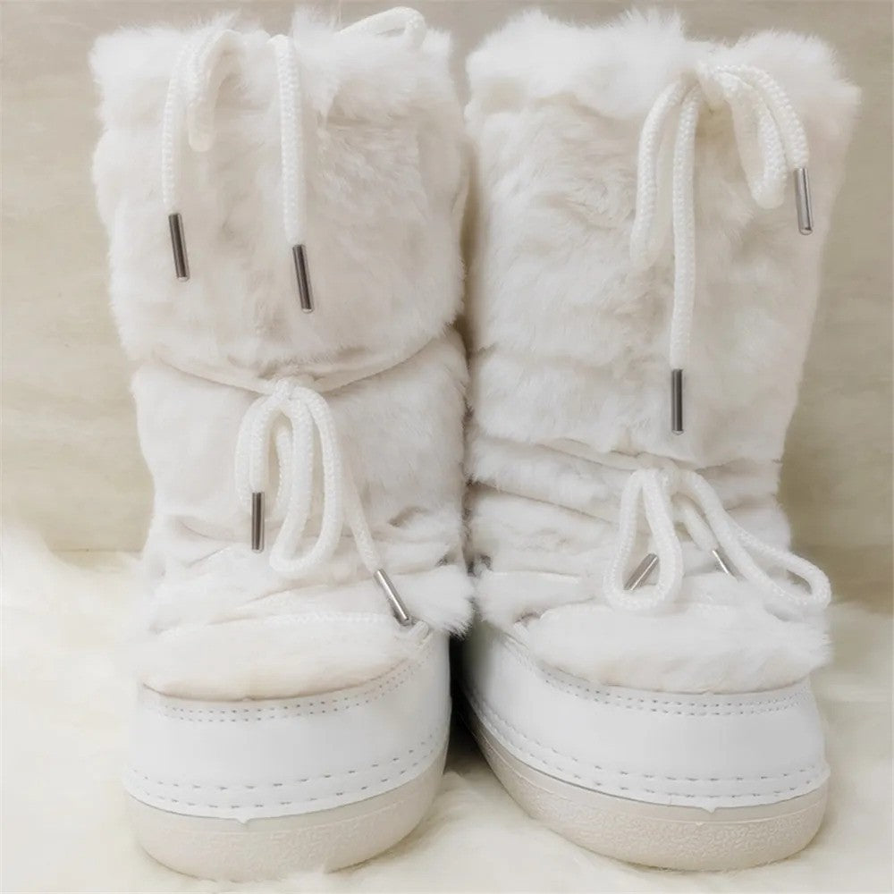 Moon boots pelosi Kortin