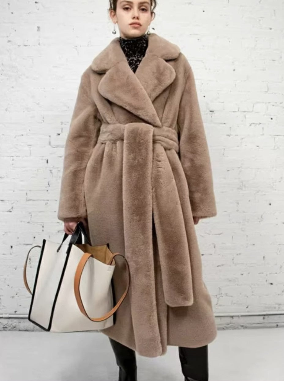 Cappotto peluches lungo