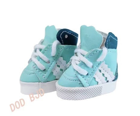 Ciabatte squalo per Labubu