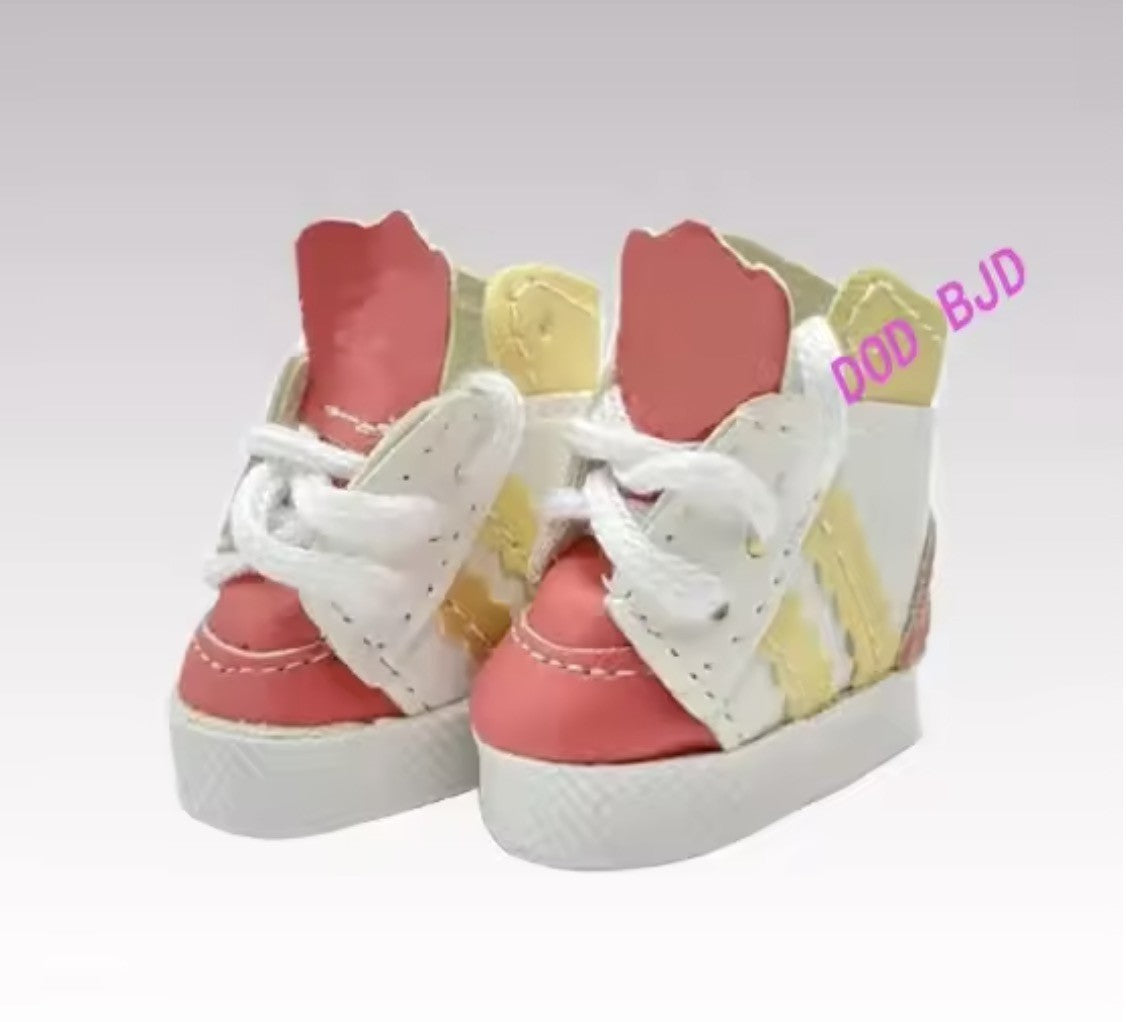 Ciabatte squalo per Labubu