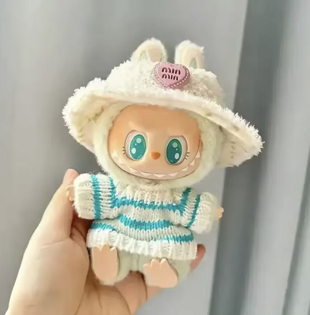 Set gotico per Labubu