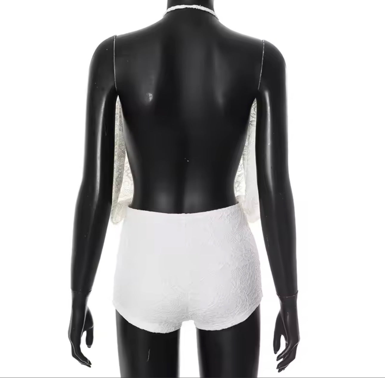Tuta Pizzo Masakia
scollo halter backless aderente