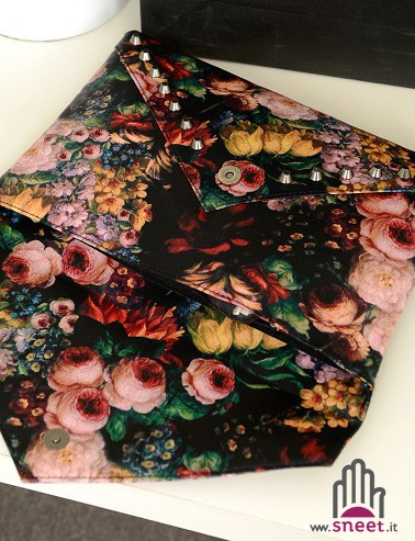 Pochette flower studs