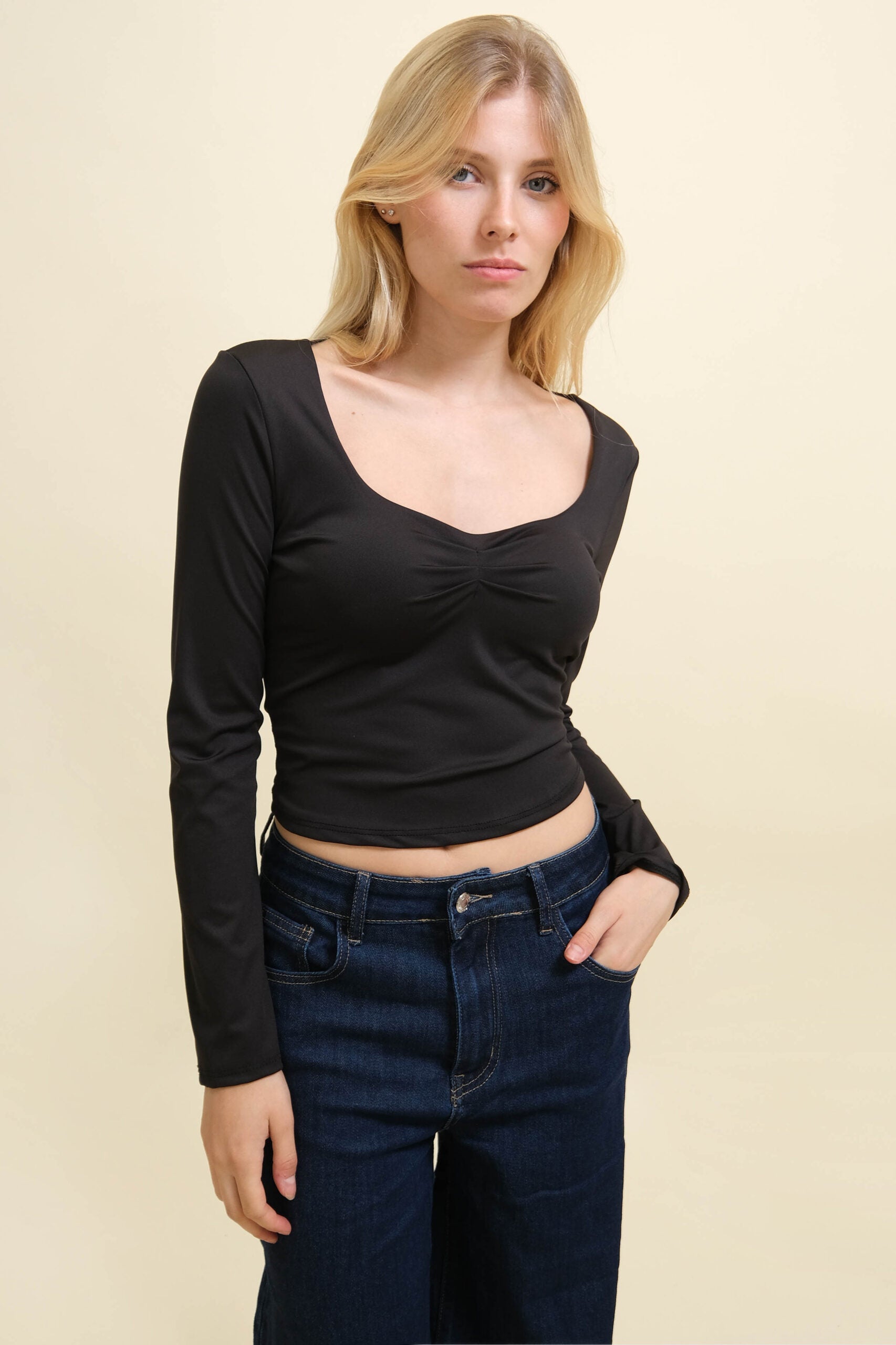 SUÉTER DE REINA CÓMODO