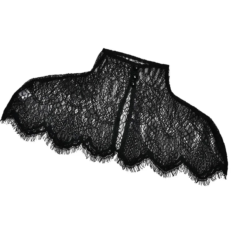 Abitino Pizzo Coprispalle Tamaska con collo alto e inserti in pizzo