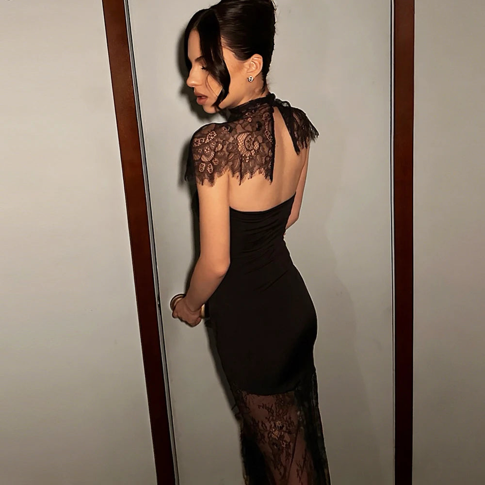 Abitino Pizzo Coprispalle Tamaska con collo alto e inserti in pizzo