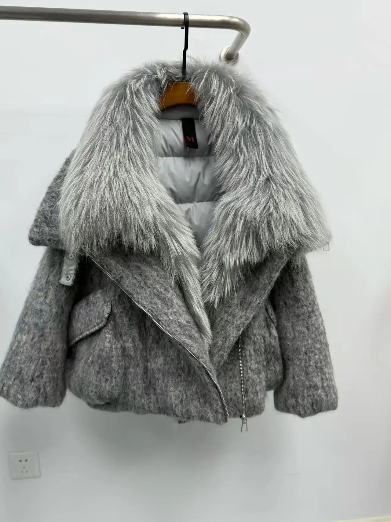 Parka corto in lana con maxi collo volpe - Kagrika