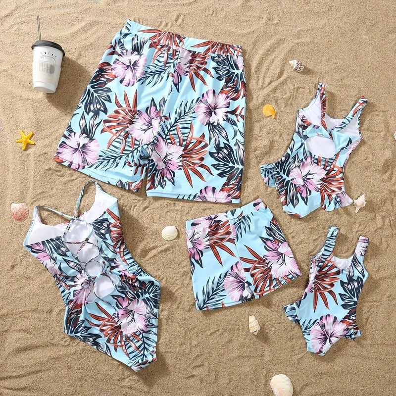 Coordinato mare famiglia Ibiscus — capi coordinati floreali distesi | Dream Shop