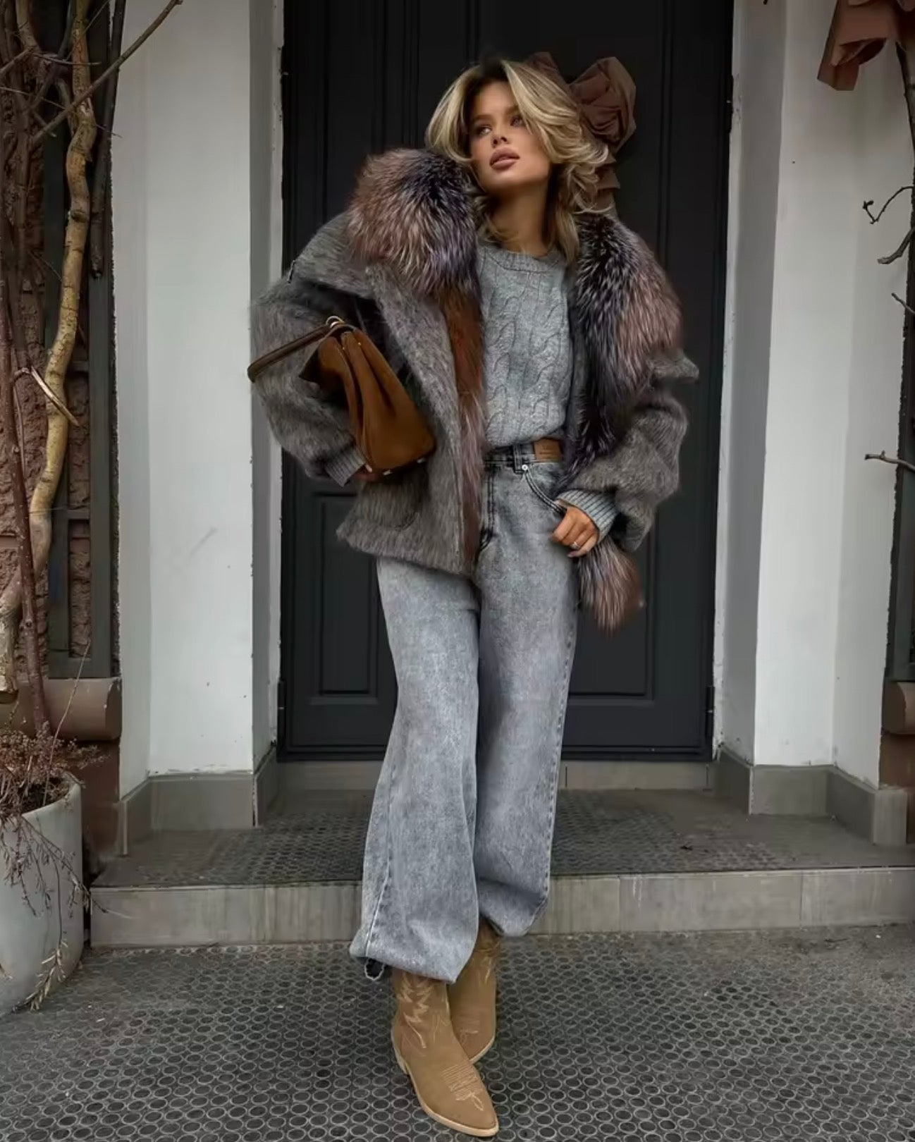 Parka corto in lana con maxi collo volpe - Kagrika