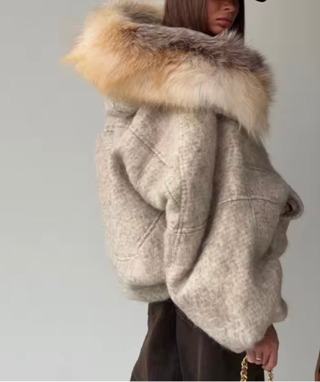 Parka corto in lana con maxi collo ecopelliccia - Kagrika