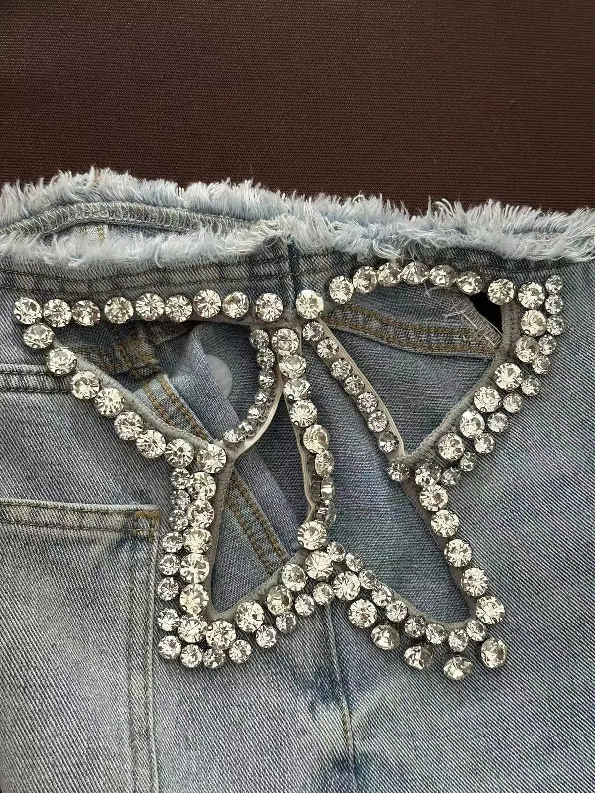 Jeans stella strass dettaglio applicazione cristalli a stella | Dream Shop