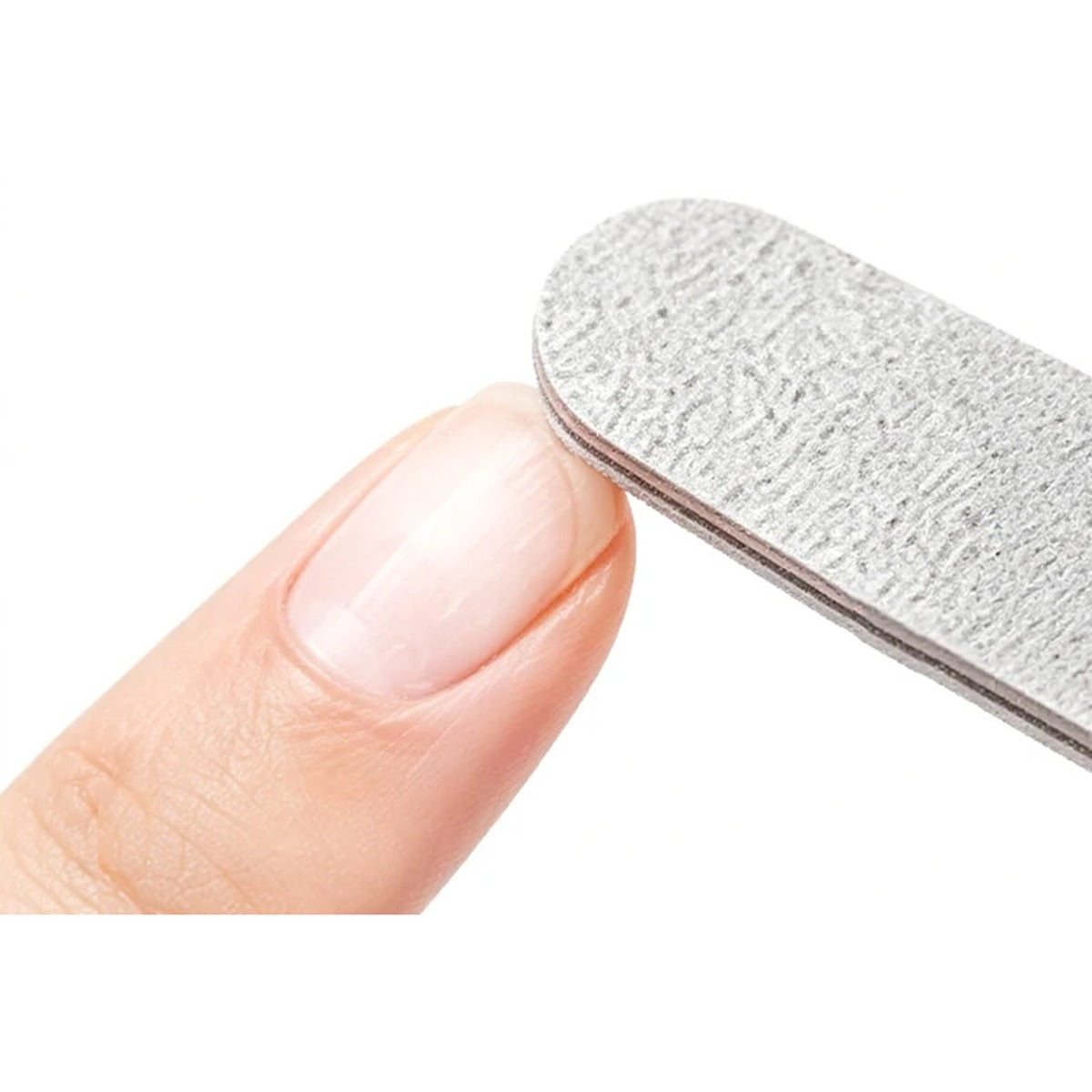Prepping the nail with a file before the gel nail polish pen | Dream Shop
